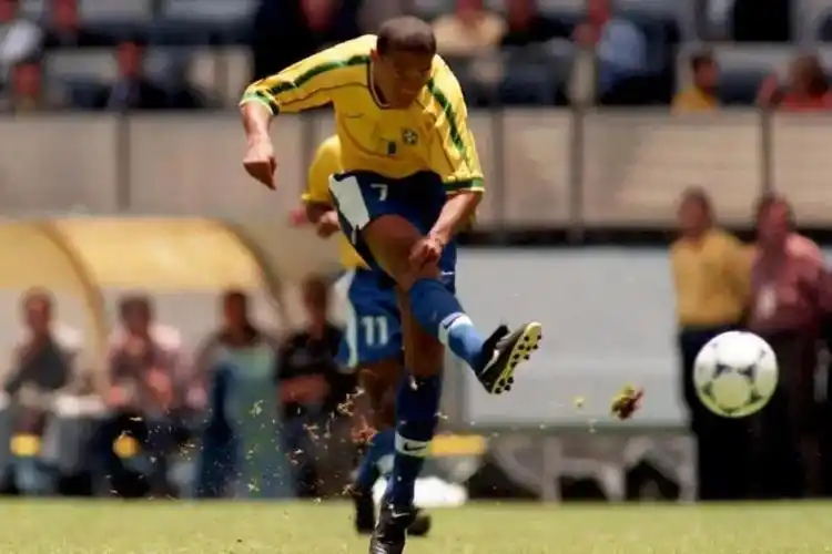 实是近年人 实是近年人