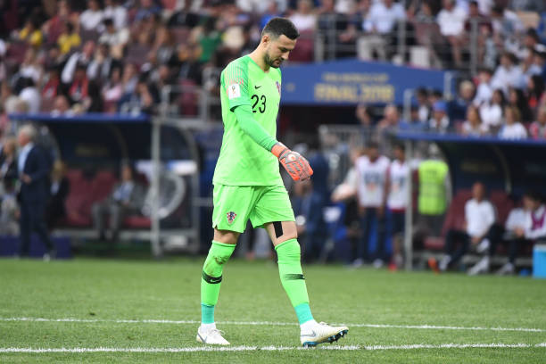 並重返歐冠 並重返歐冠