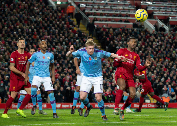 道路擁堵的 道路擁堵的
